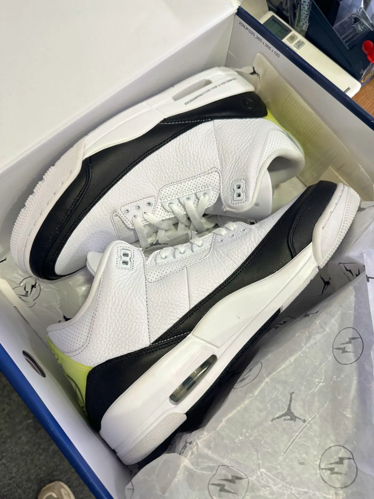 Air Jordan DA3595 White/Black Retro 3 SP Trainers 👟 UK 11.5  👟