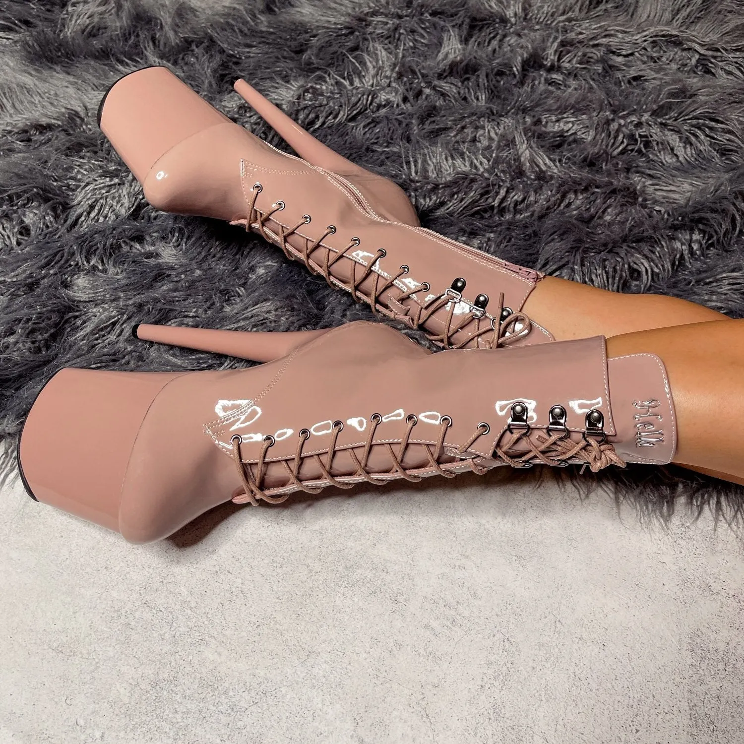 LipKit Boot - Boujee - 8 INCH